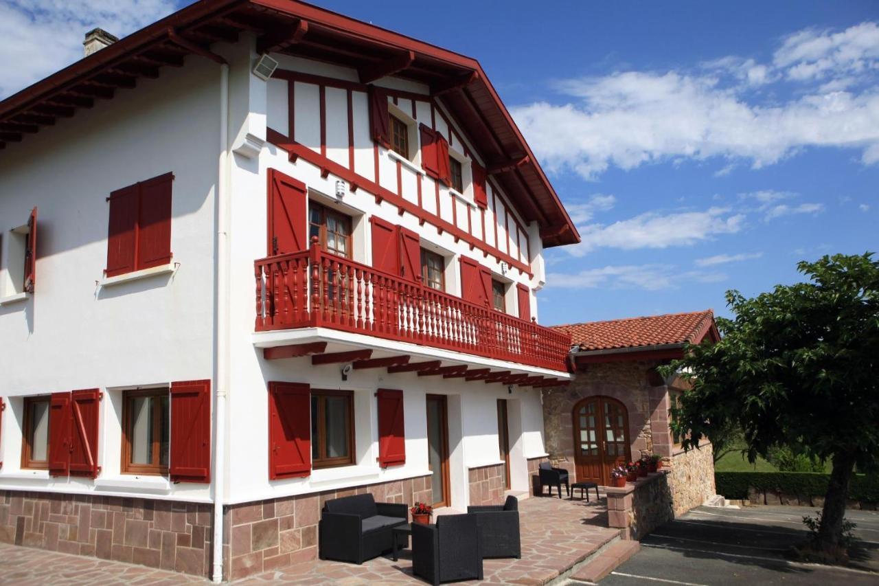 Apartamentos Armua Zugarramurdi Exterior photo